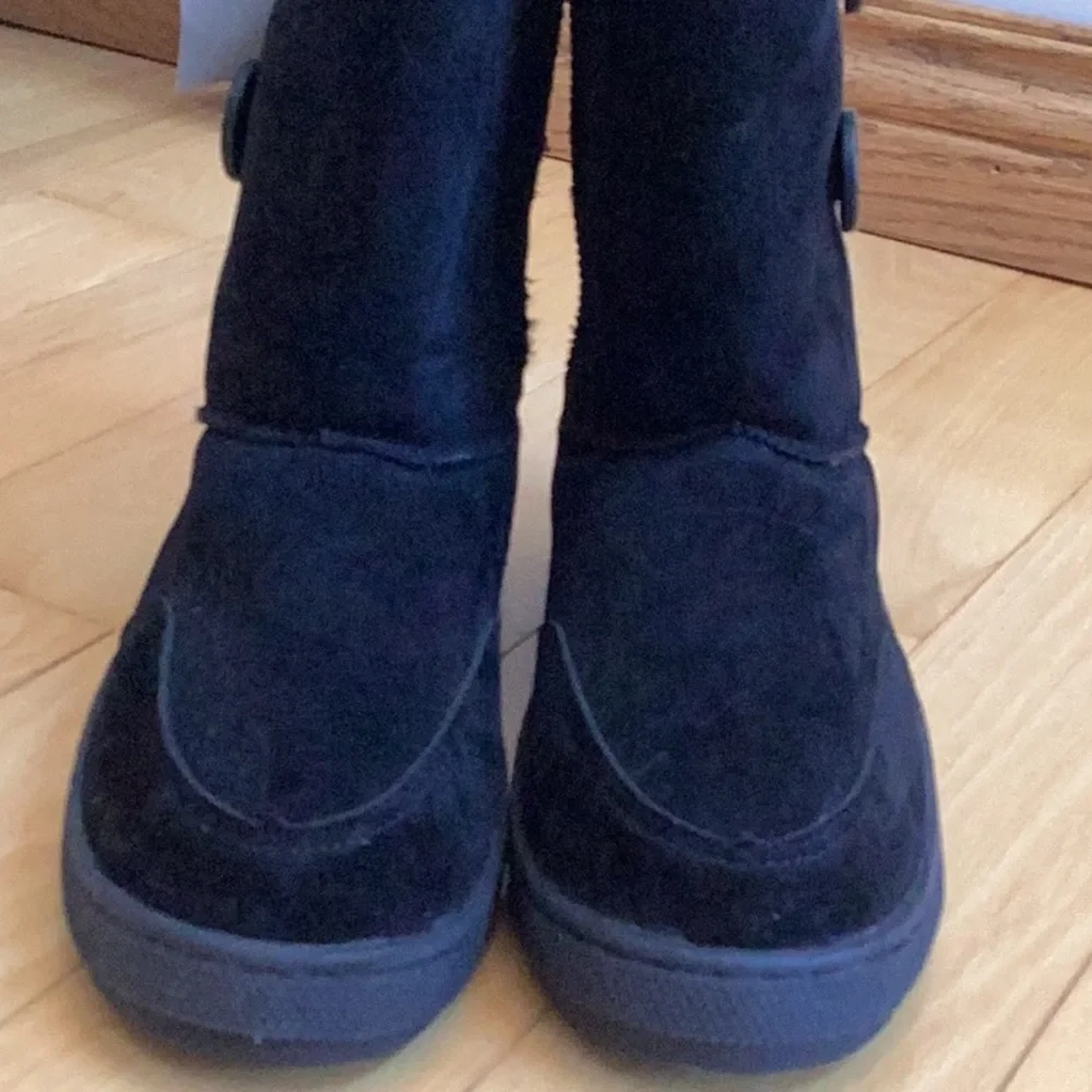 Rampage Black Faux Fur Button Boots - Picture 5 of 15
